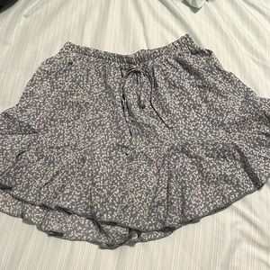 Floral flowy linen shorts